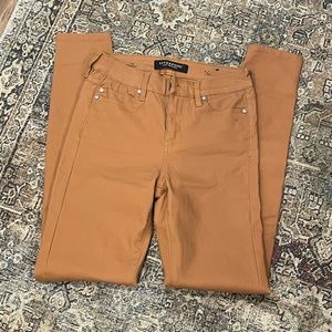 Liverpool LA coated camel skinnies